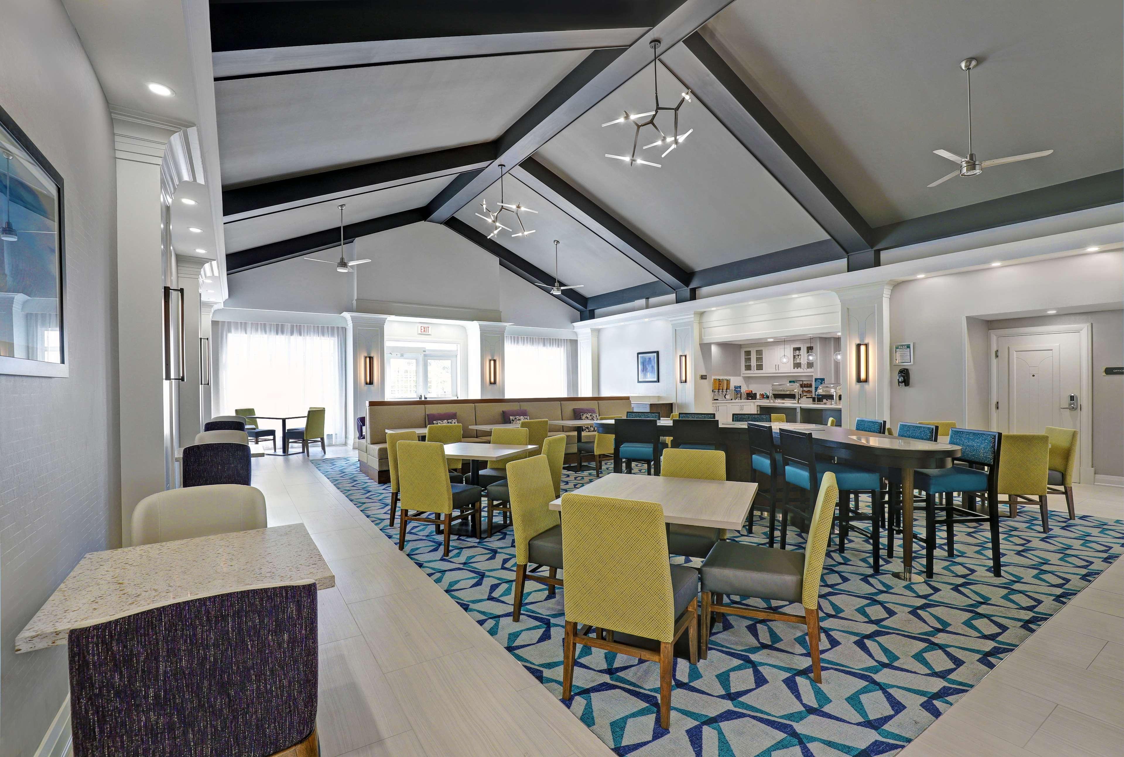 Homewood By Hilton Ontario 3*