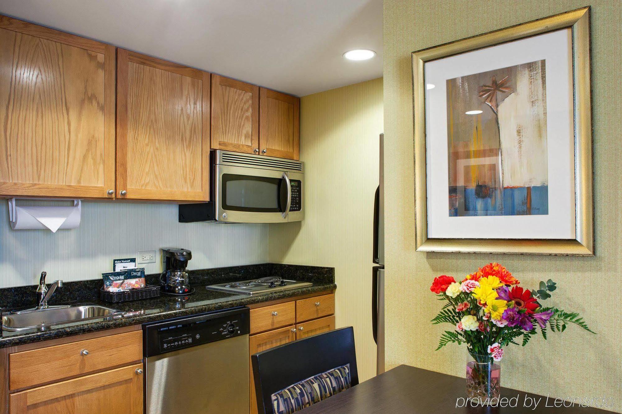 Hotel Homewood By Hilton Ontario London