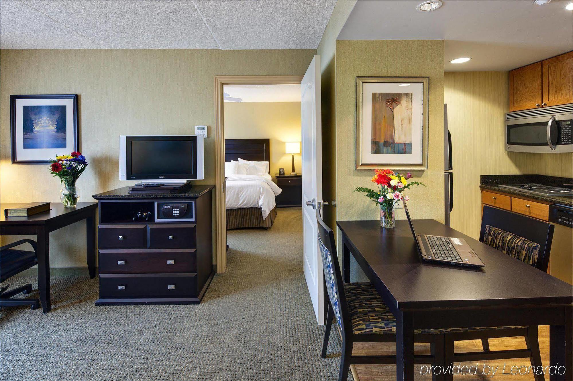 Hotel Homewood By Hilton Ontario London